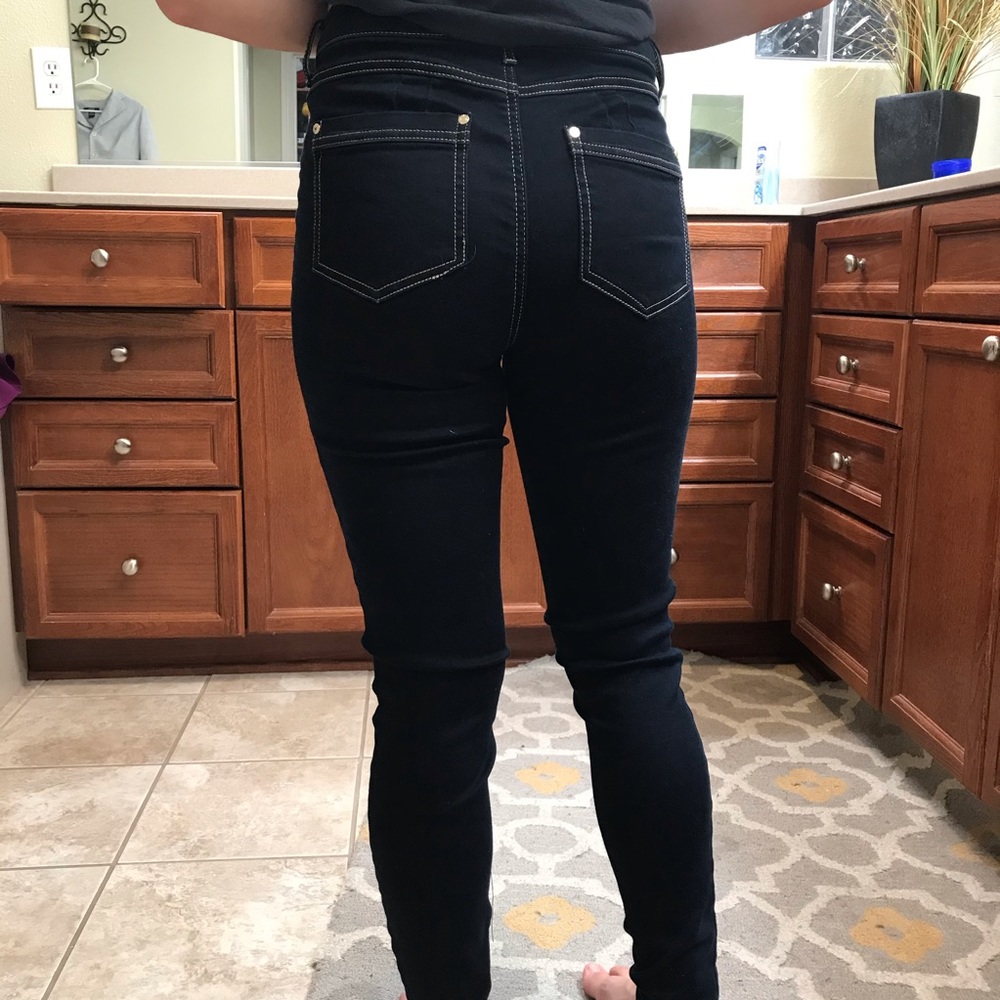 Jennifer Lopez stretchy denim jeans .size 4 - Picture 4 of 8